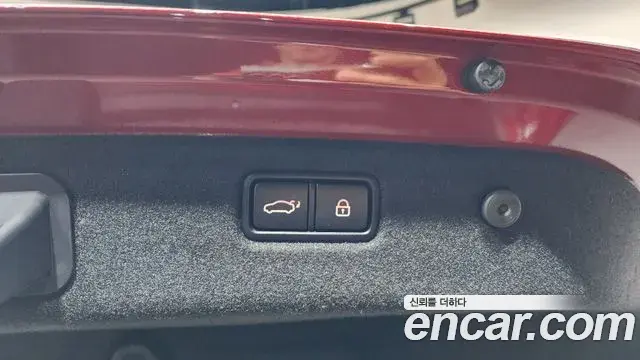 Genesis G70 2019 — Photo 19/37