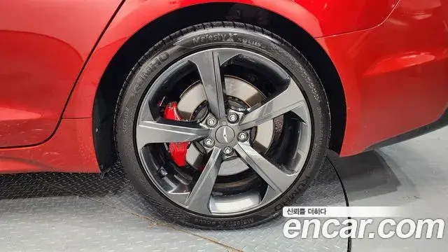 Genesis G70 2019 — Photo 32/37
