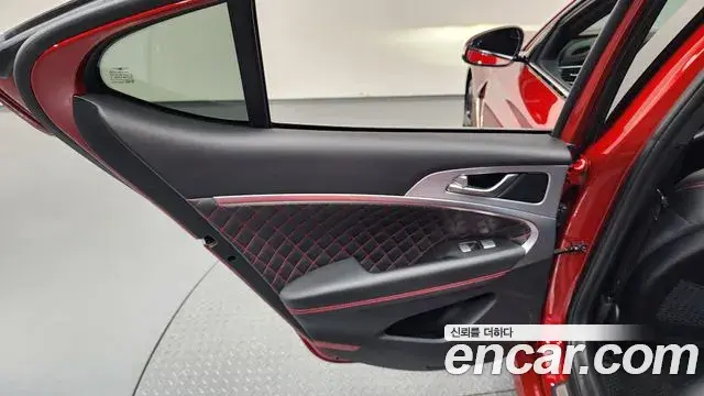 Genesis G70 2019 — Photo 5/37
