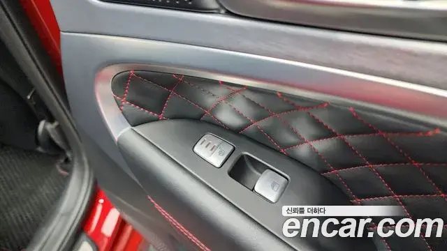 Genesis G70 2019 — Photo 7/37