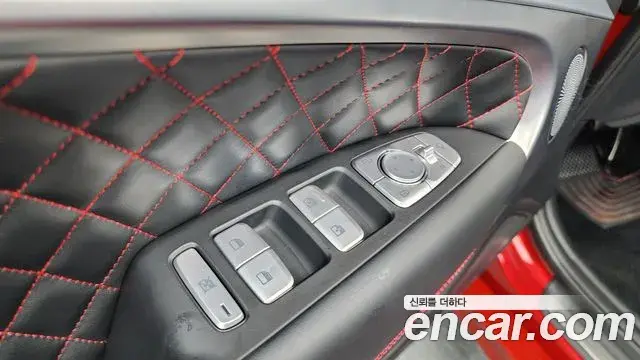 Genesis G70 2019 — Photo 2/37