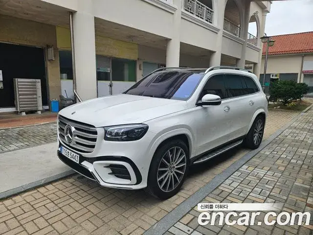 Mercedes-Benz GLS-Class 2025 — Фото 1/15