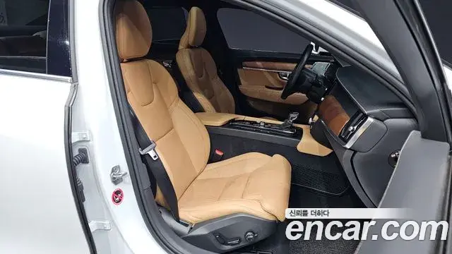 Volvo S90 2018 — Şəkil 14/20