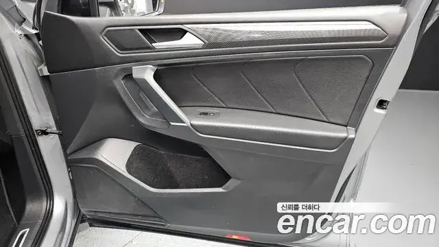 Volkswagen Tiguan Allspace 2020 — ფოტო 5/32