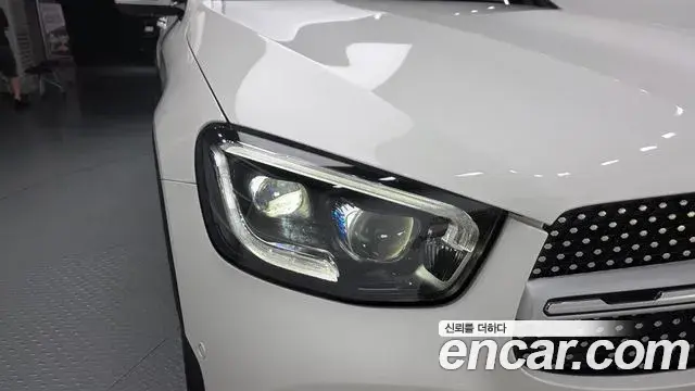Mercedes-Benz GLC-Class 2023 — ფოტო 16/33