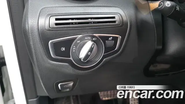 Mercedes-Benz GLC-Class 2023 — ფოტო 3/33