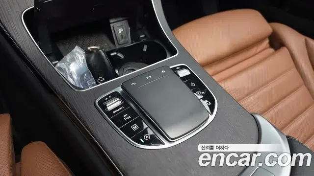Mercedes-Benz GLC-Class 2023 — ფოტო 7/33
