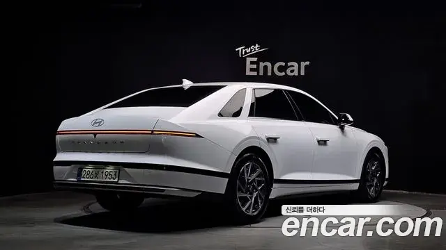 Hyundai Grandeur 2025 — Фото 2/20