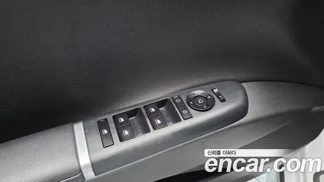 Hyundai Grandeur 2025 — Фото 18/20