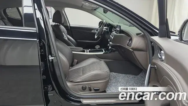 Kia Stinger Meister 2022 — Şəkil 17/32