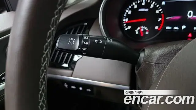 Kia Stinger Meister 2022 — Şəkil 16/32