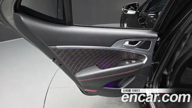 Genesis G70 2019 — Photo 33/36