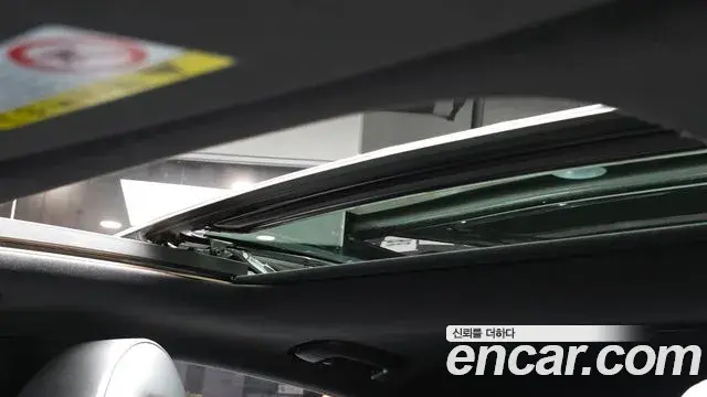 Genesis G70 2019 — Photo 30/36