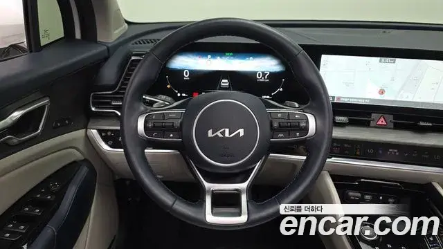 Kia Sportage 2022 — Фото 13/20
