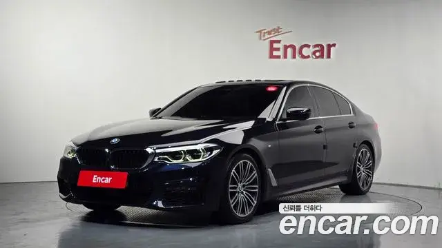 BMW 5 Series 2019 — Фото 1/20