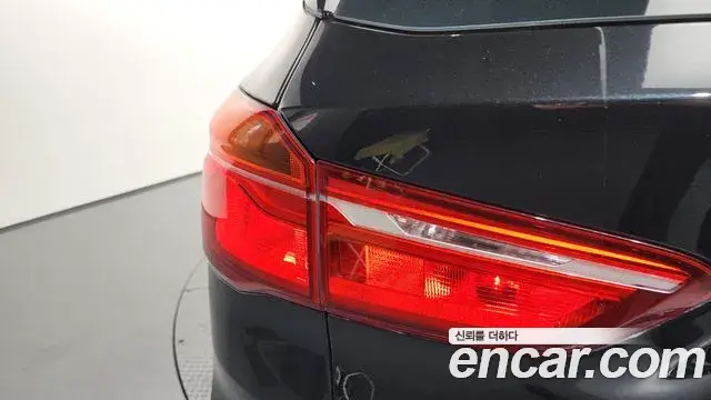 BMW X1 2022 — Şəkil 4/32