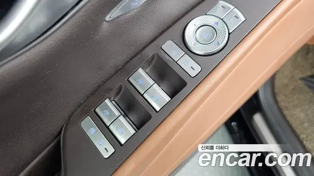 Genesis G80 2020 — Photo 24/32