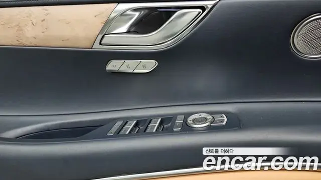 Genesis GV80 2020 — Photo 22/32