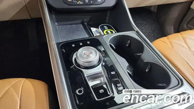 Kia Carnival 2024 — Şəkil 3/38