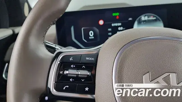 Kia Carnival 2024 — Şəkil 26/38