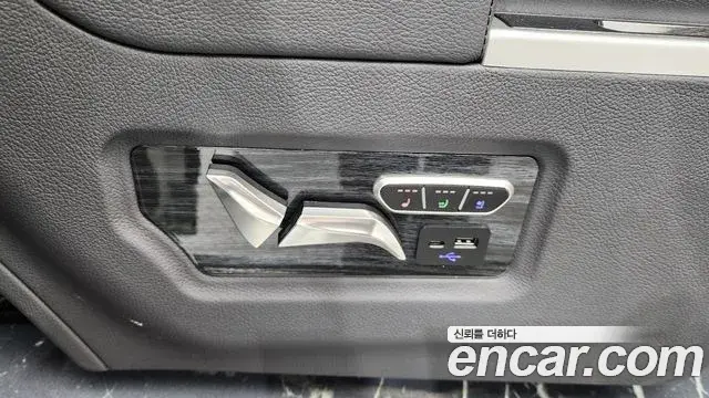 Kia Carnival 2024 — Şəkil 20/38