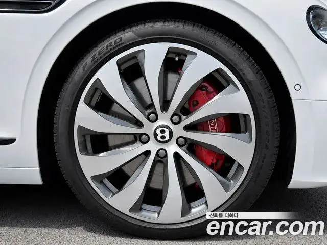 Bentley Flying Spur 2022 — Photo 16/20
