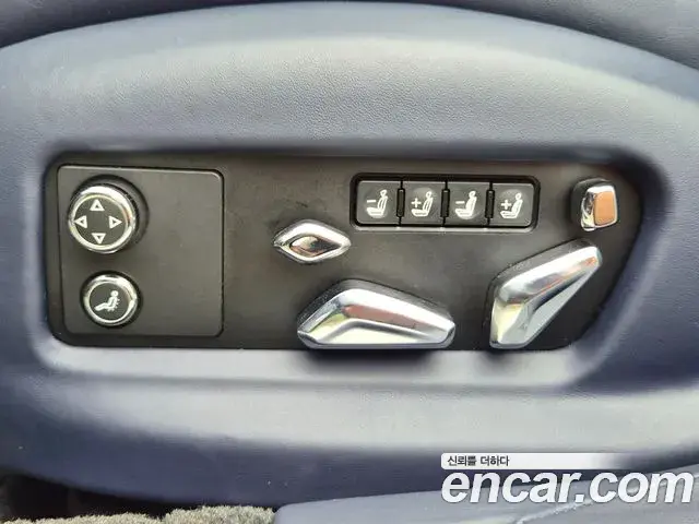 Bentley Flying Spur 2022 — Photo 1/20