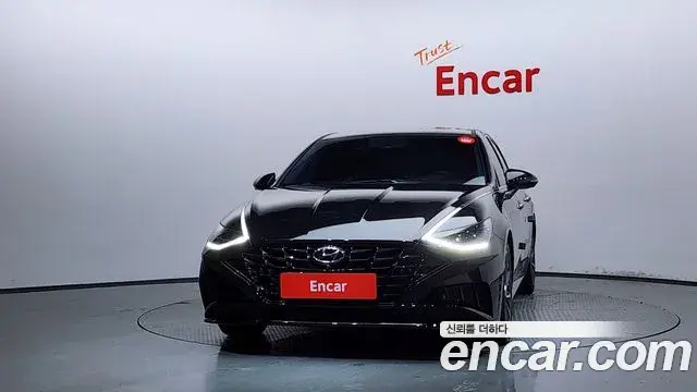 Hyundai Sonata 2021 — Фото 3/20