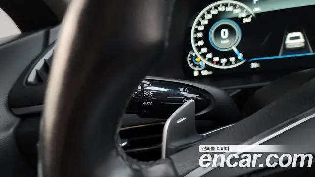 Hyundai Sonata Hybrid 2021 — Şəkil 23/31