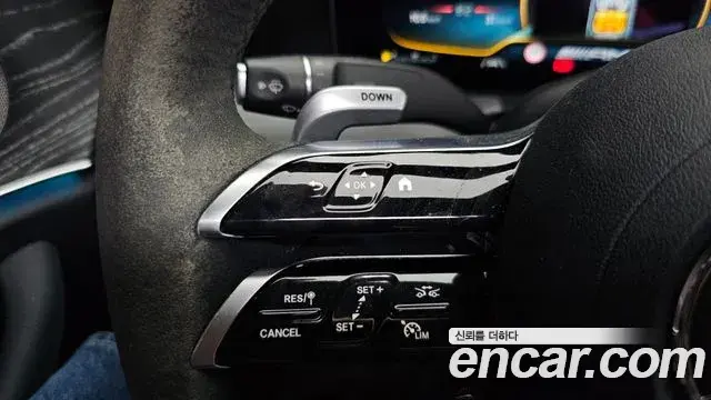 Mercedes-Benz E-Class 2022 — Photo 33/37