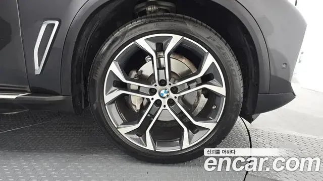 BMW X5 2022 — Şəkil 7/32