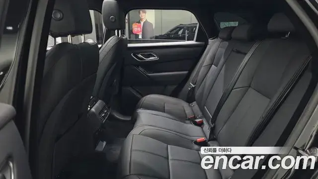 Land Rover Range Rover Velar 2025 — Photo 19/20