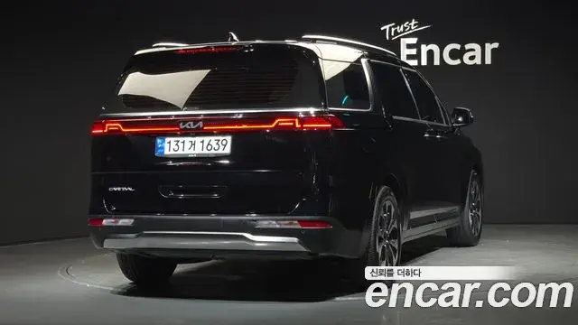 Kia Carnival 2022 — Фото 2/20