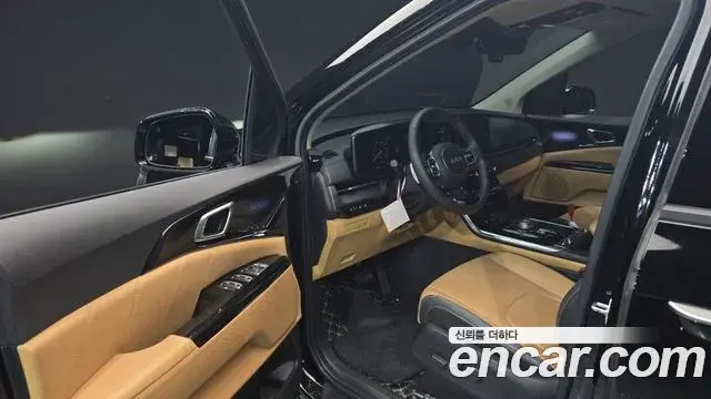 Kia Carnival 2022 — Фото 10/20