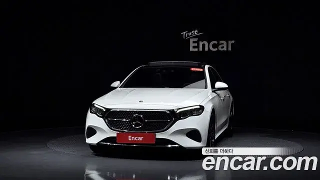Mercedes-Benz E-Class 2025 — Фото 3/20