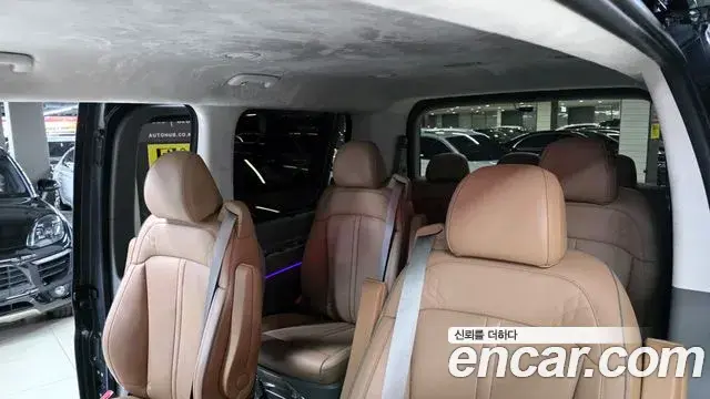 Hyundai Staria 2024 — Photo 16/20