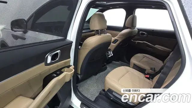 Kia Sorento 2024 — Şəkil 26/35