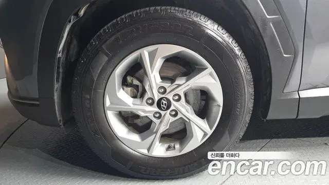 Hyundai Tucson Hybrid 2021 — ფოტო 17/20