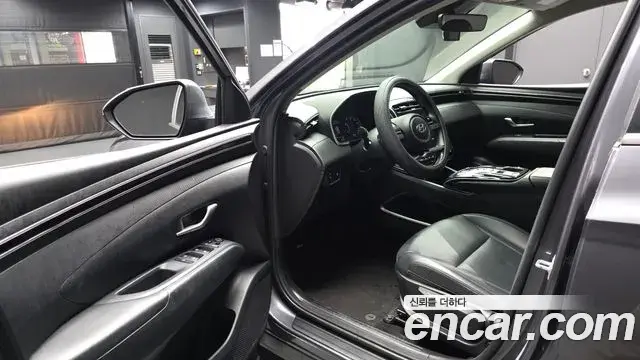 Hyundai Tucson Hybrid 2021 — ფოტო 18/20