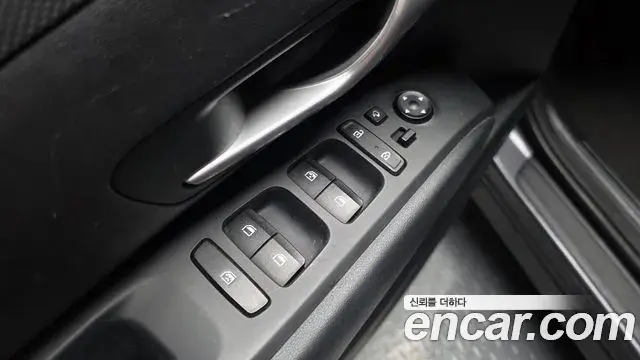 Hyundai Tucson Hybrid 2021 — ფოტო 16/20