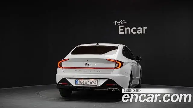 Hyundai Sonata 2021 — Фото 4/20