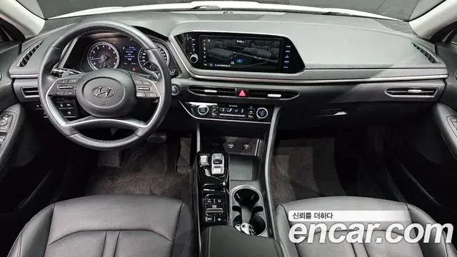 Hyundai Sonata 2021 — Фото 7/20