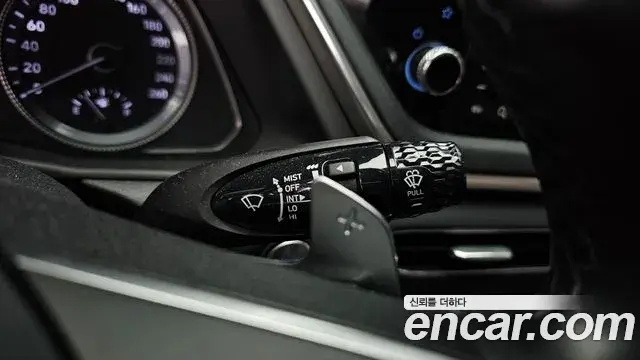 Hyundai Sonata Hybrid 2021 — Şəkil 9/36