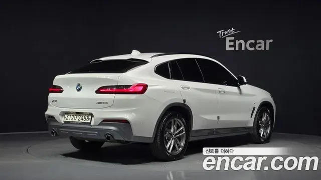 BMW X4 2020 — Фото 2/20