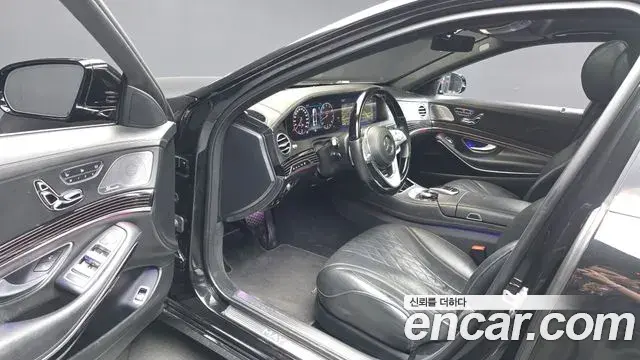 Mercedes-Benz S-Class 2019 — Photo 10/20