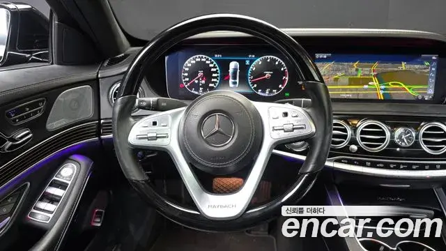 Mercedes-Benz S-Class 2019 — Photo 11/20