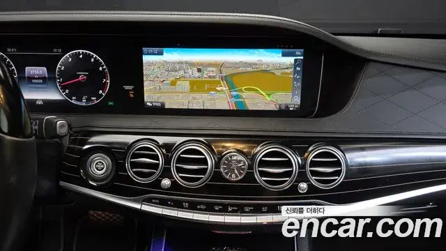 Mercedes-Benz S-Class 2019 — Photo 4/20