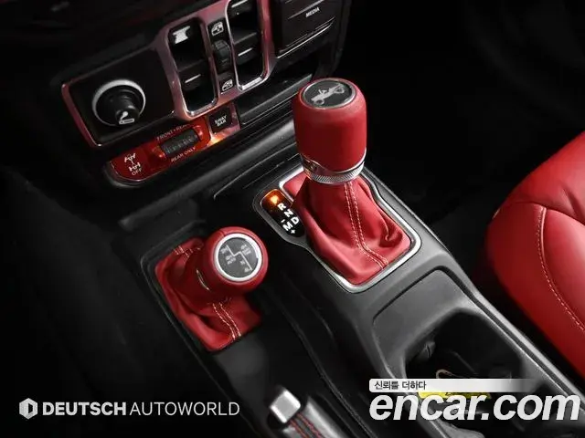 Jeep Wrangler 2020 — ფოტო 20/20