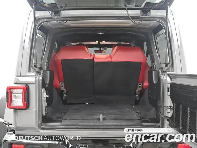 Jeep Wrangler 2020 — ფოტო 9/20