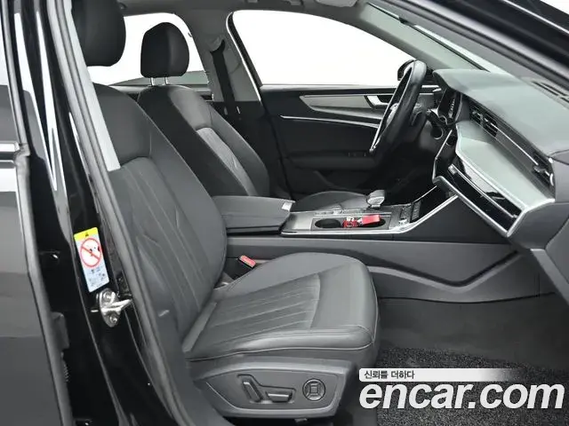 Audi A6 2022 — Photo 8/20